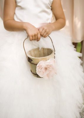 Cestas para llevar los anillos el día de tu boda