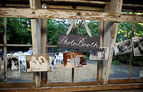 Decora con fotos tu boda. Un precioso rincón de recuerdos