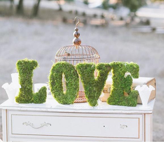 Hoy nos inspiramos en una palabra mágica LOVE para buscar ideas para vuestra boda. Decora tu boda con mucho amor.