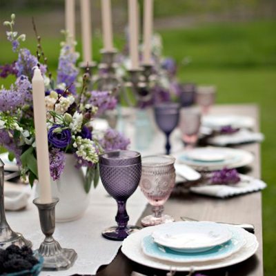 Bodas estilo provenzal 1 mesa color morado