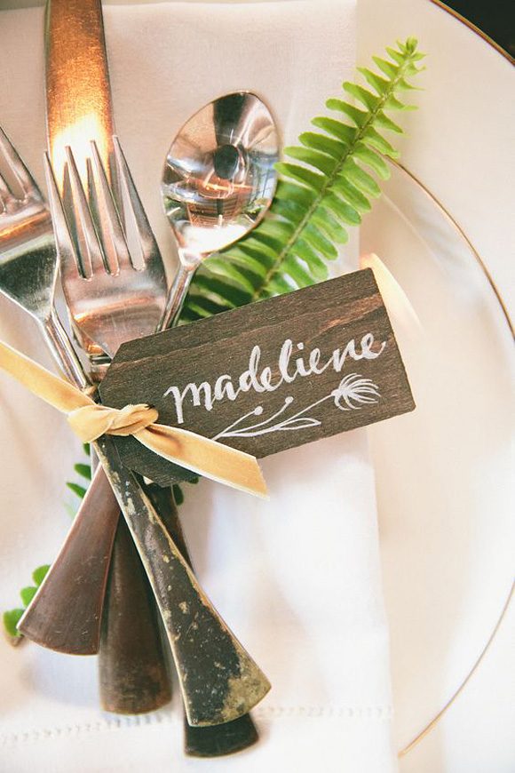 Ideas para decorar los platos de los invitados en las bodas