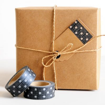 3359-Washi-Tape-negro-con-topos-blancos.jpg