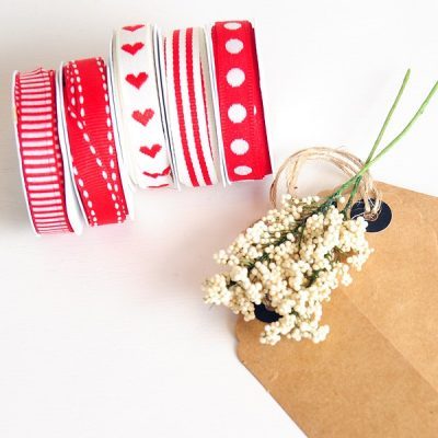 3369-5-Cintas-decorativas-rojo-y-blanco.jpg