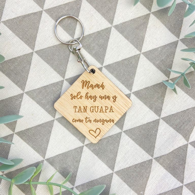 Llavero Personalizado 'Mamá Te Amo' | Regalo Inspirador Para Mamá En Cumpleaños, Día De La Madre O Navidad | Palabras Con Corazón