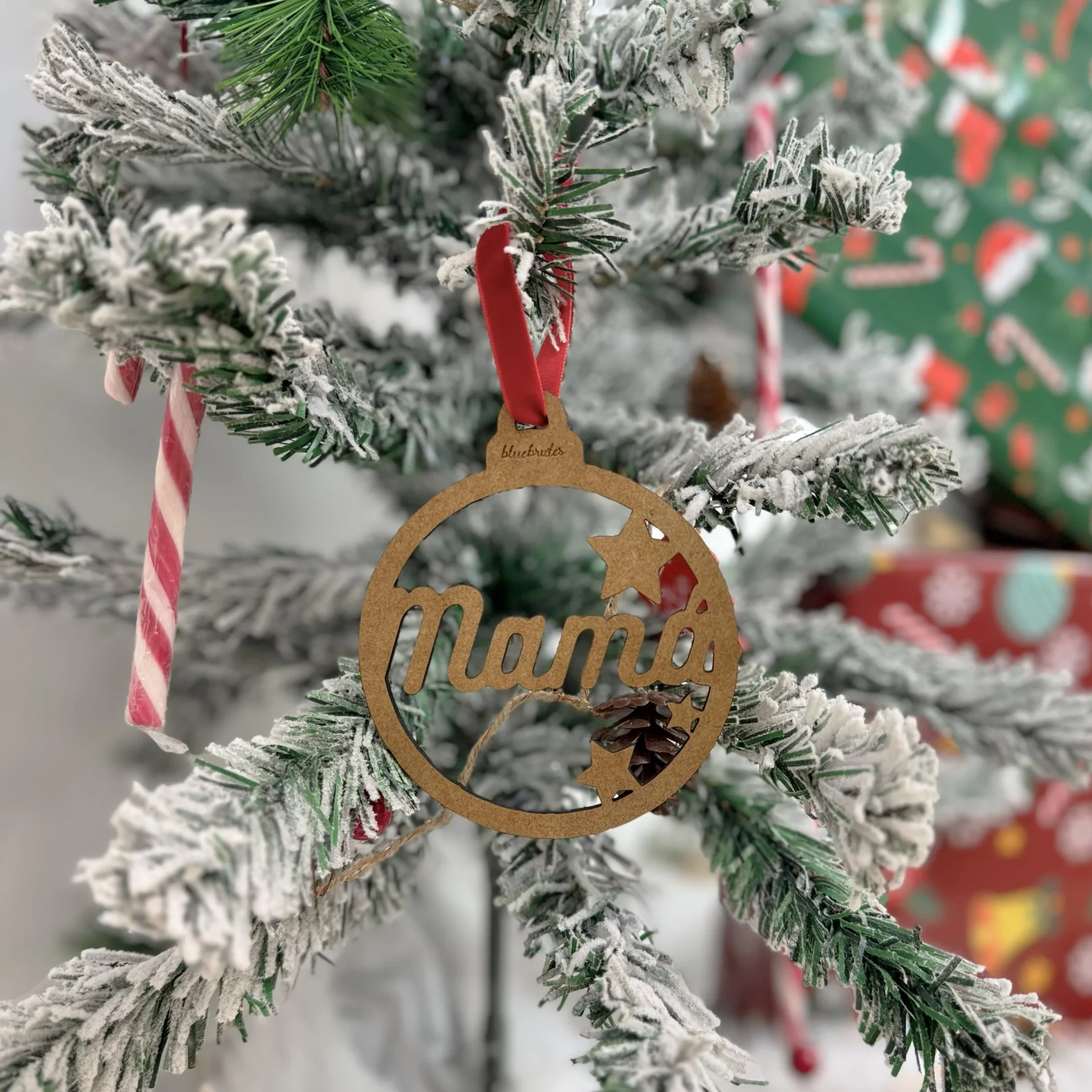 BOLA NAVIDAD PERSONALIZADA MADERA MAMA