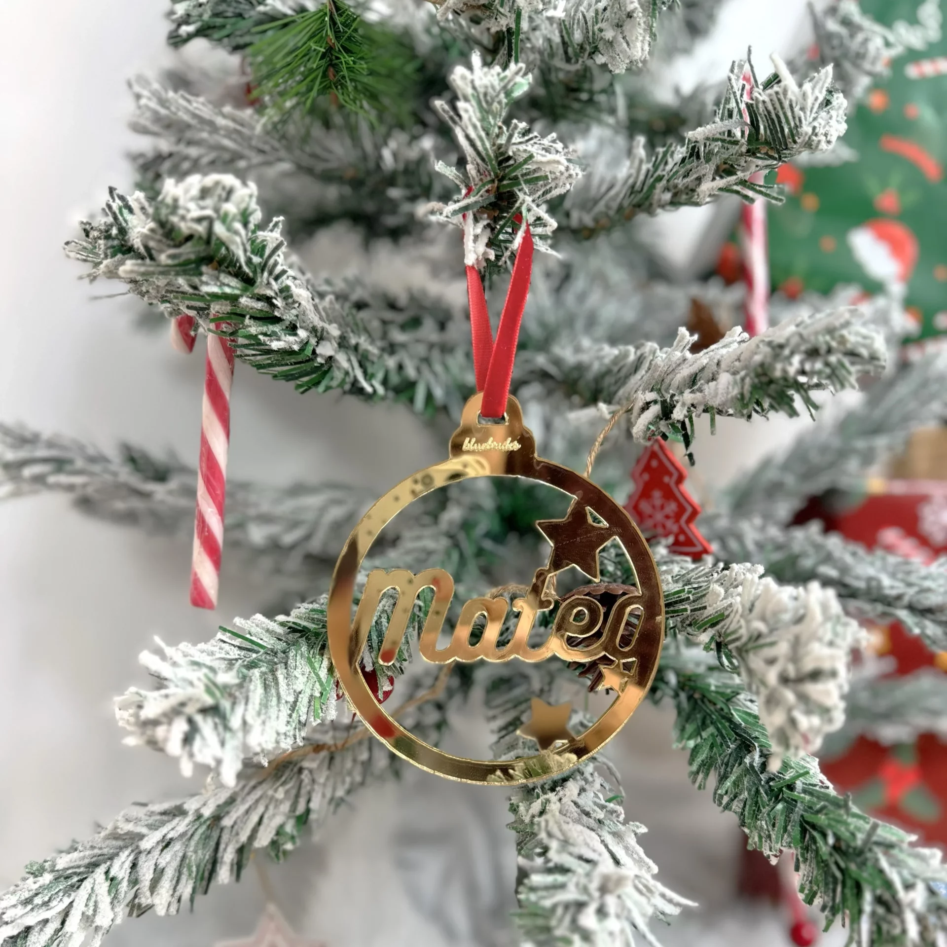 BOLA NAVIDAD PERSONALIZADA METACRILATO DORADO