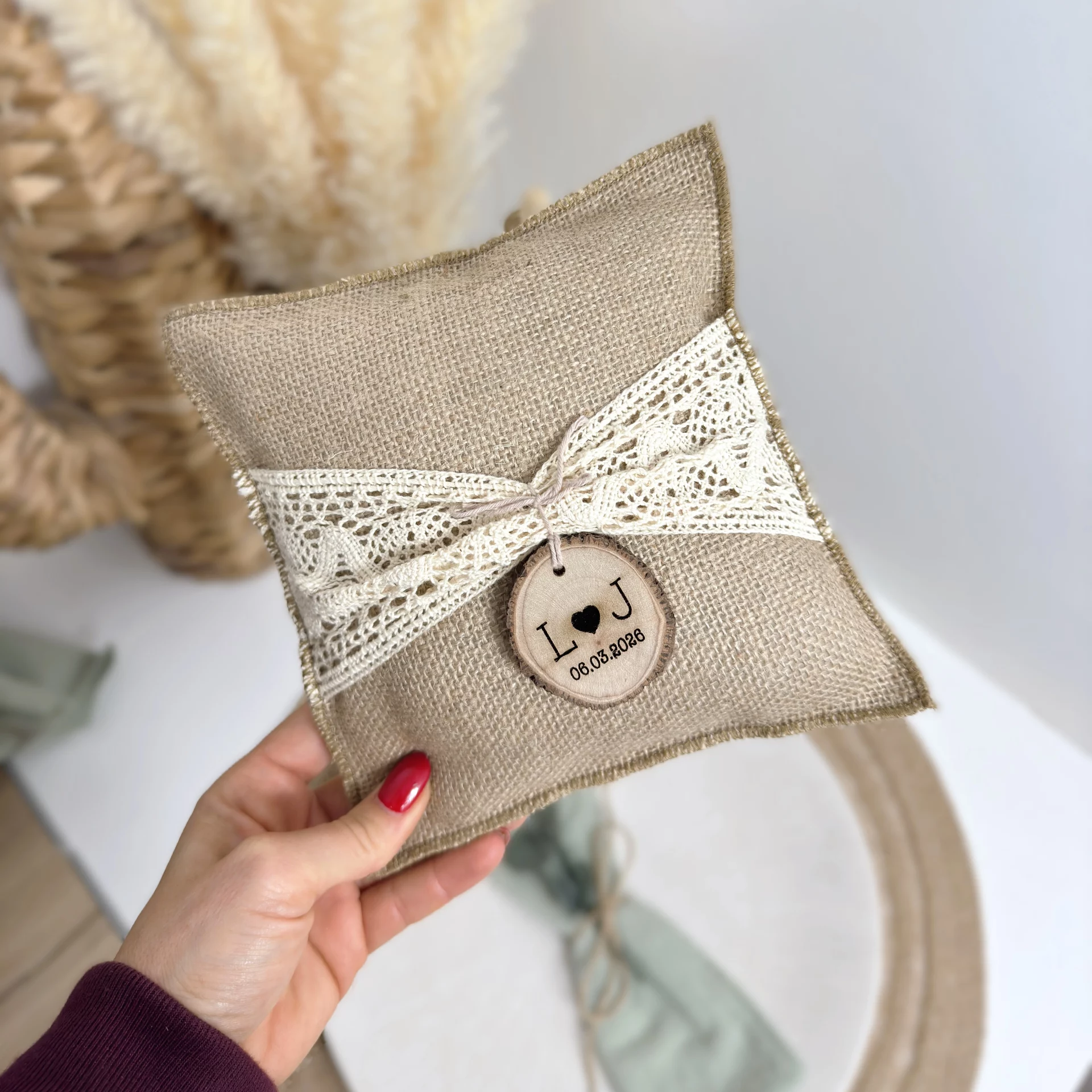 COJIN PORTA ALIANZAS PERSONALIZADO