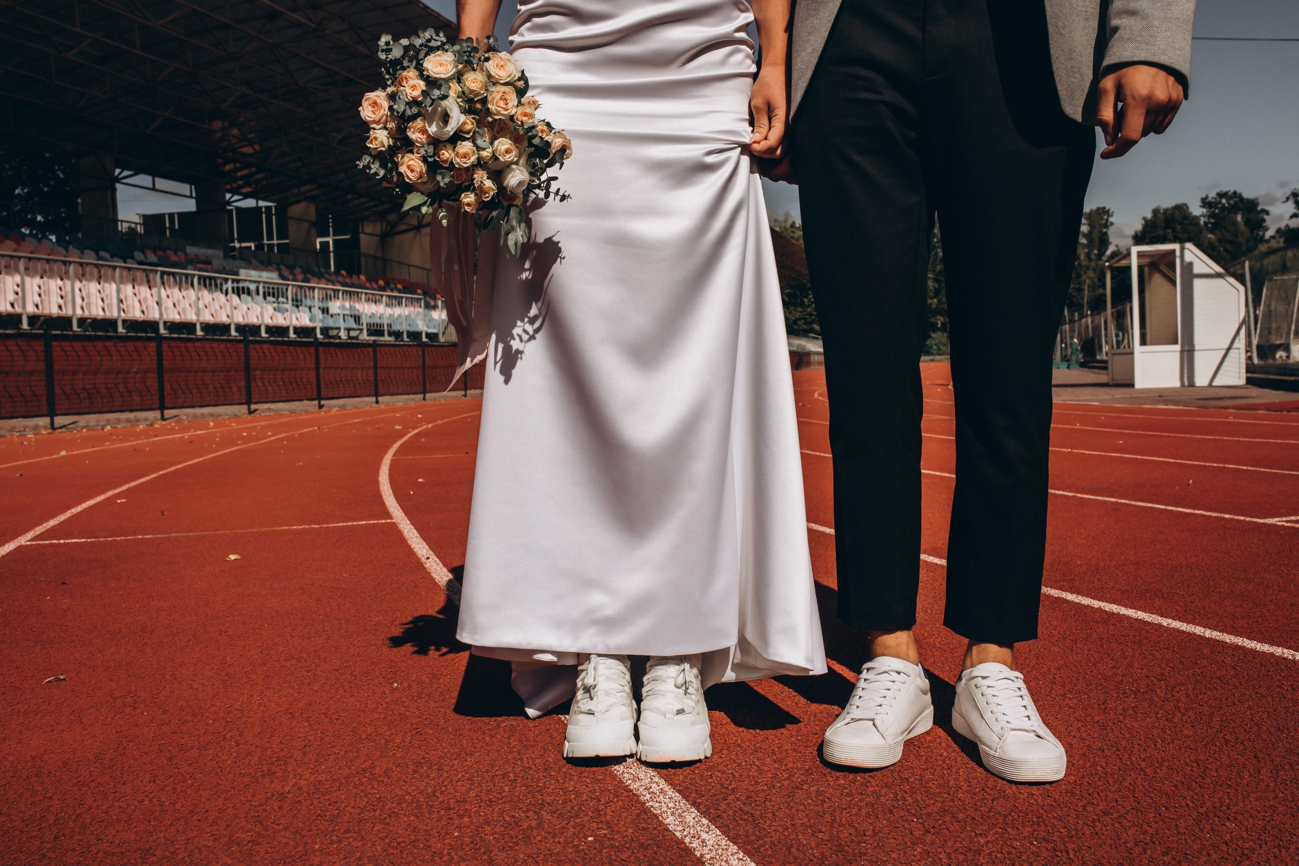 EL OUTFIT IDEAL PARA BODAS ELEGANTES SPORT • Beautiful Blue Brides