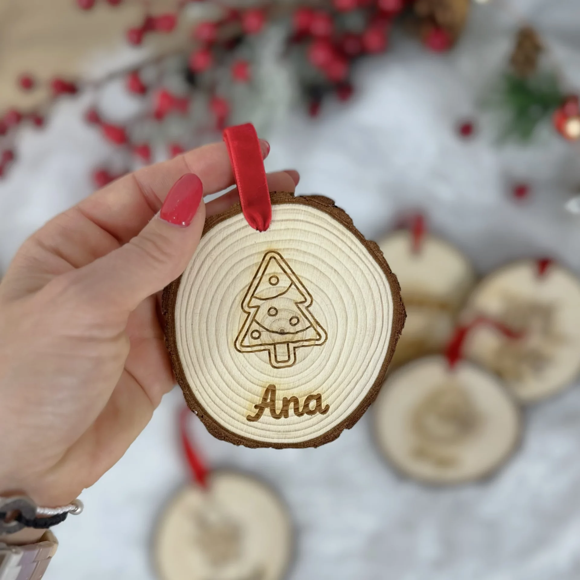 ADORNO DE NAVIDAD RODAJA DE MADERA ARBOL DE NAVIDAD