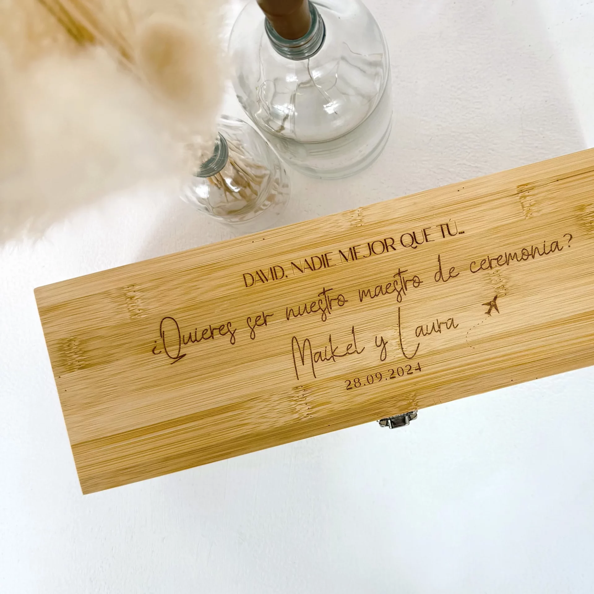 CAJA DE VINO PERSONALIZADA