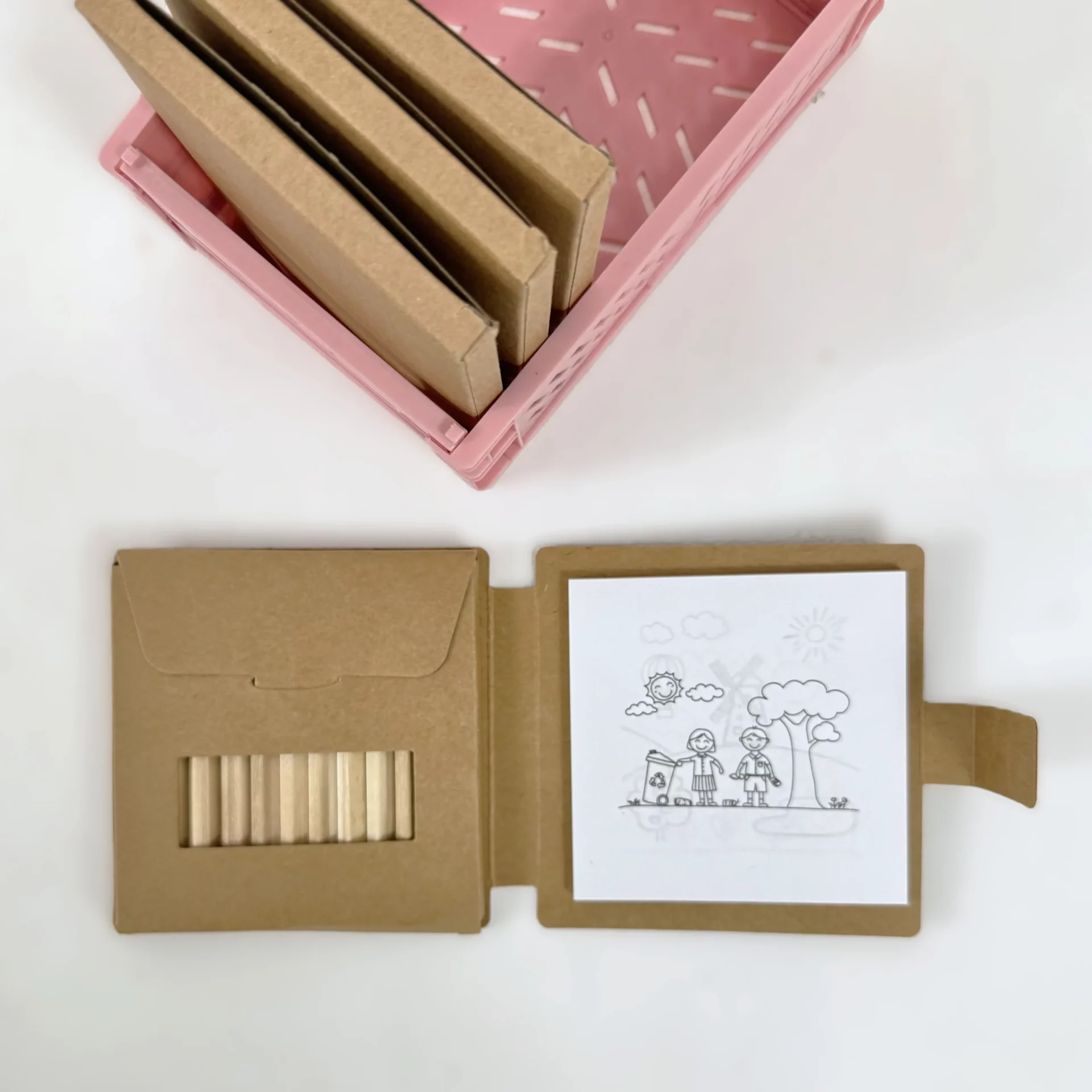 CAJA DE COLORES PERSONALIZADA