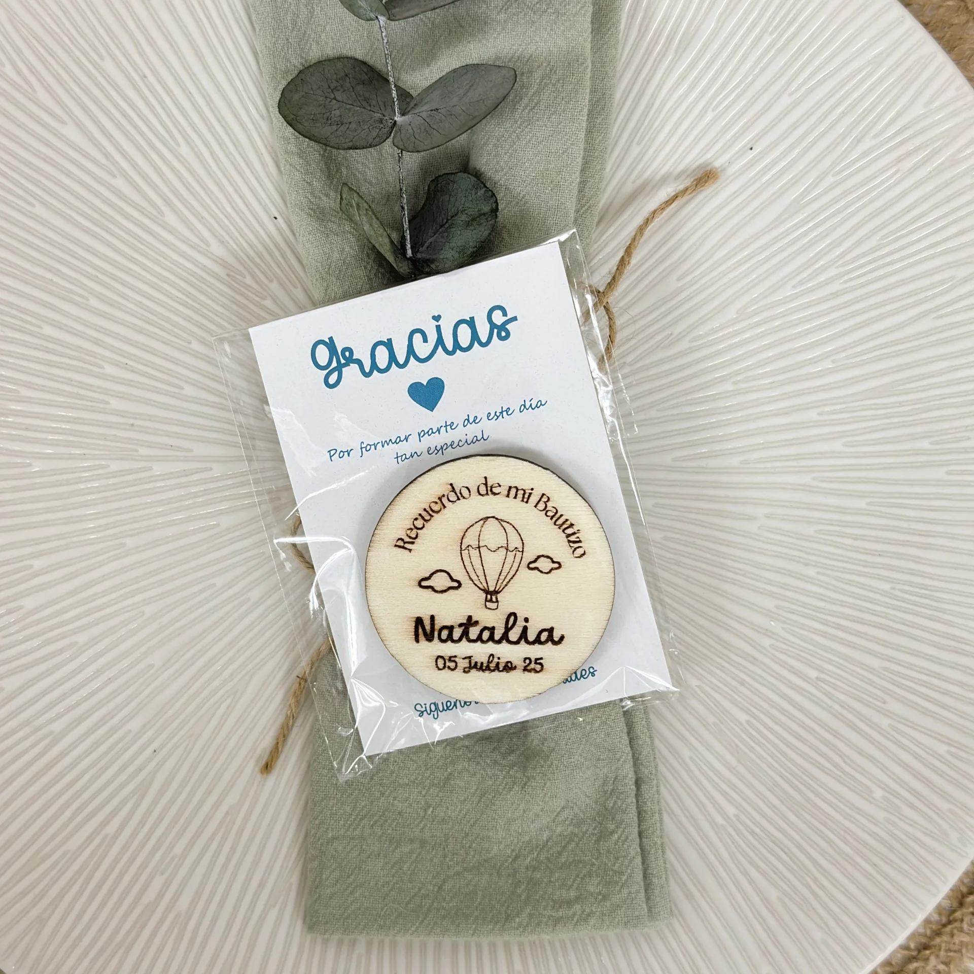 IMAN BAUTIZO PERSONALIZADO MADERA GLOBO