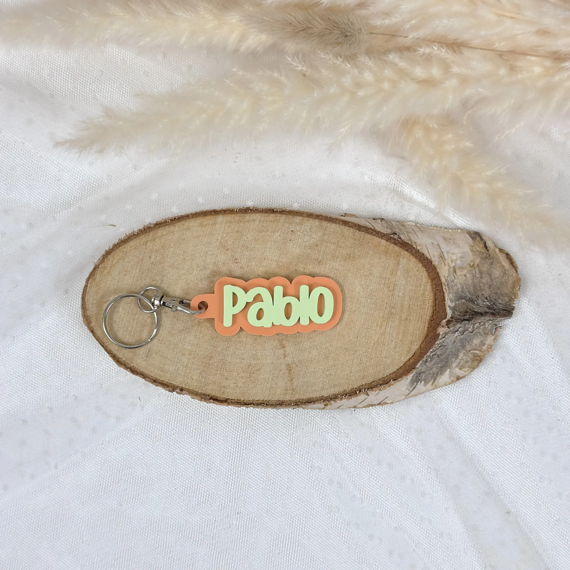 Llavero personalizado para bautizo con combinación de colores personalizada
